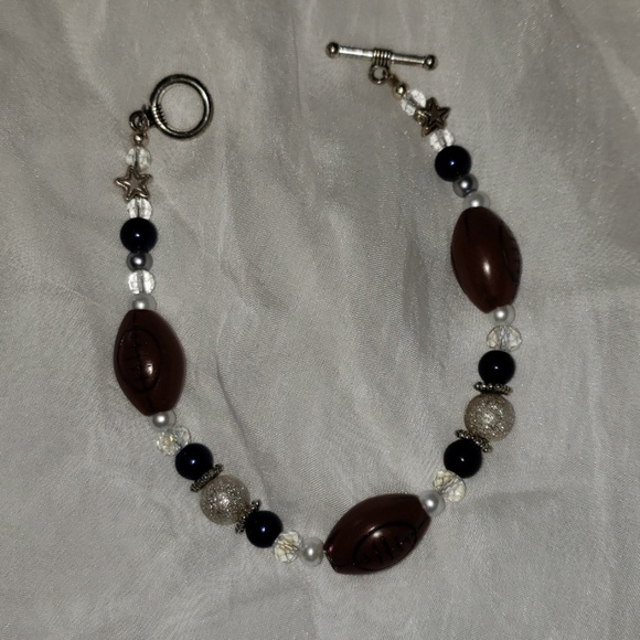 A football bracelet 🏈⭐🏈⭐ - Picture 3 of 3